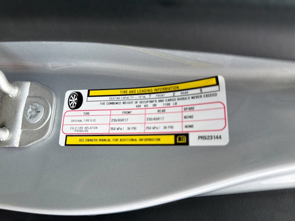 Used 2023 Chrysler Pacifica Limited FWD image 28