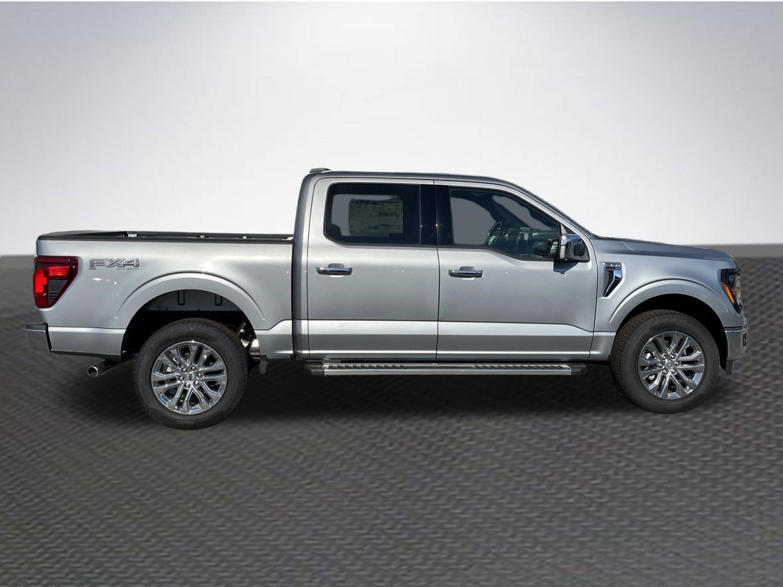 New 2026 Ford F150 XLT w/ Equipment Group 302A MID AWD/4WD image 8