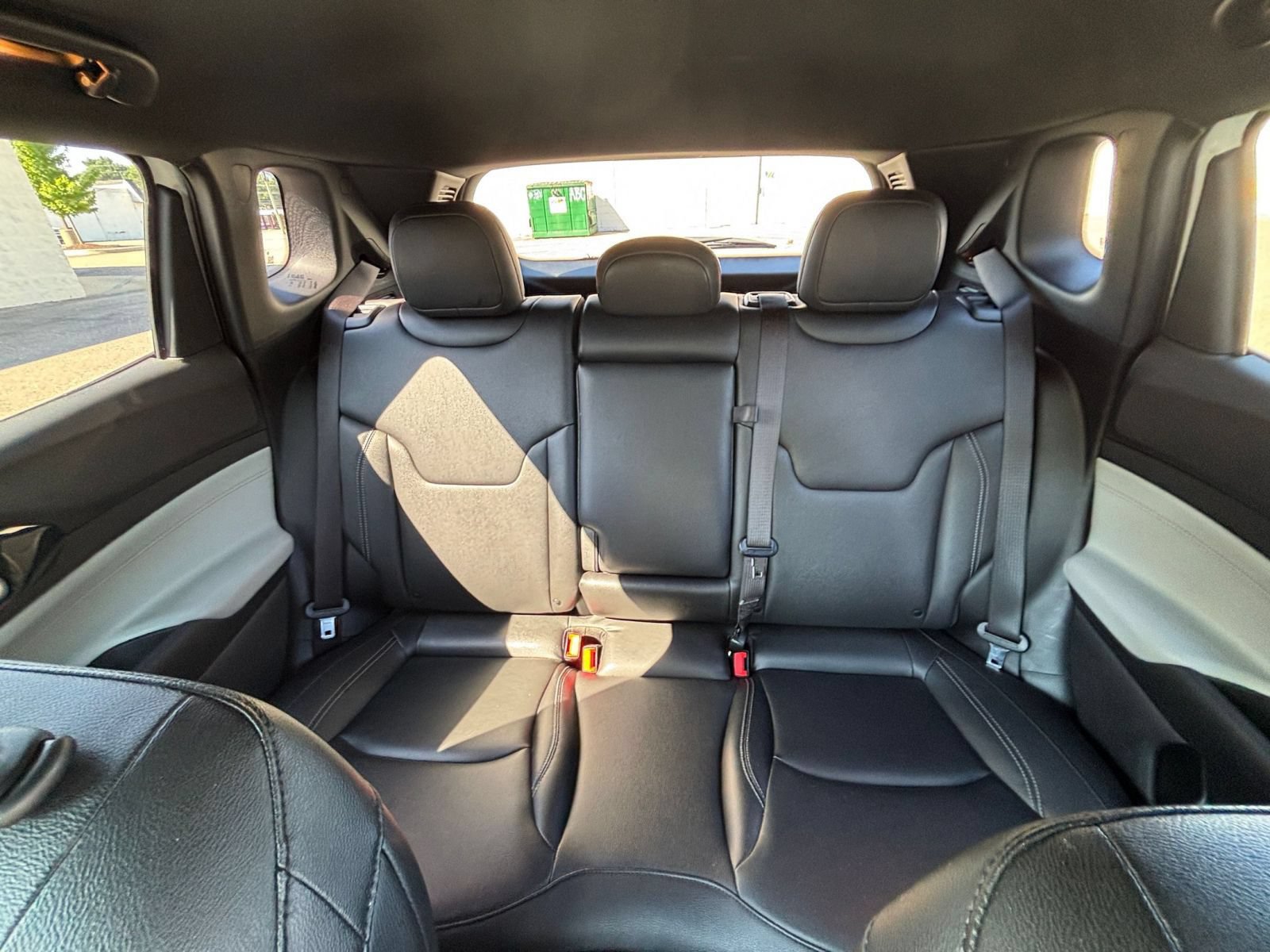 Used 2025 Jeep Compass Limited AWD/4WD image 40