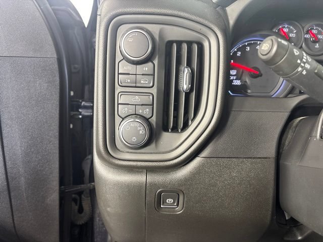 Used 2022 Chevrolet Silverado 1500 Custom AWD/4WD image 12