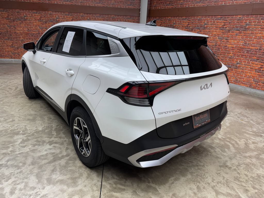 Used 2024 Kia Sportage LX AWD/4WD video 2