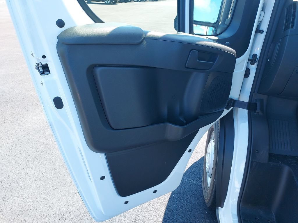 New 2024 RAM ProMaster 3500 w/ Delivery Van Package FWD image 12