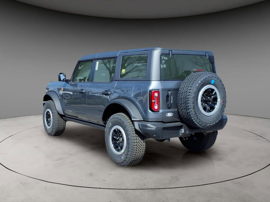 New 2026 Ford Bronco Badlands AWD/4WD image 3