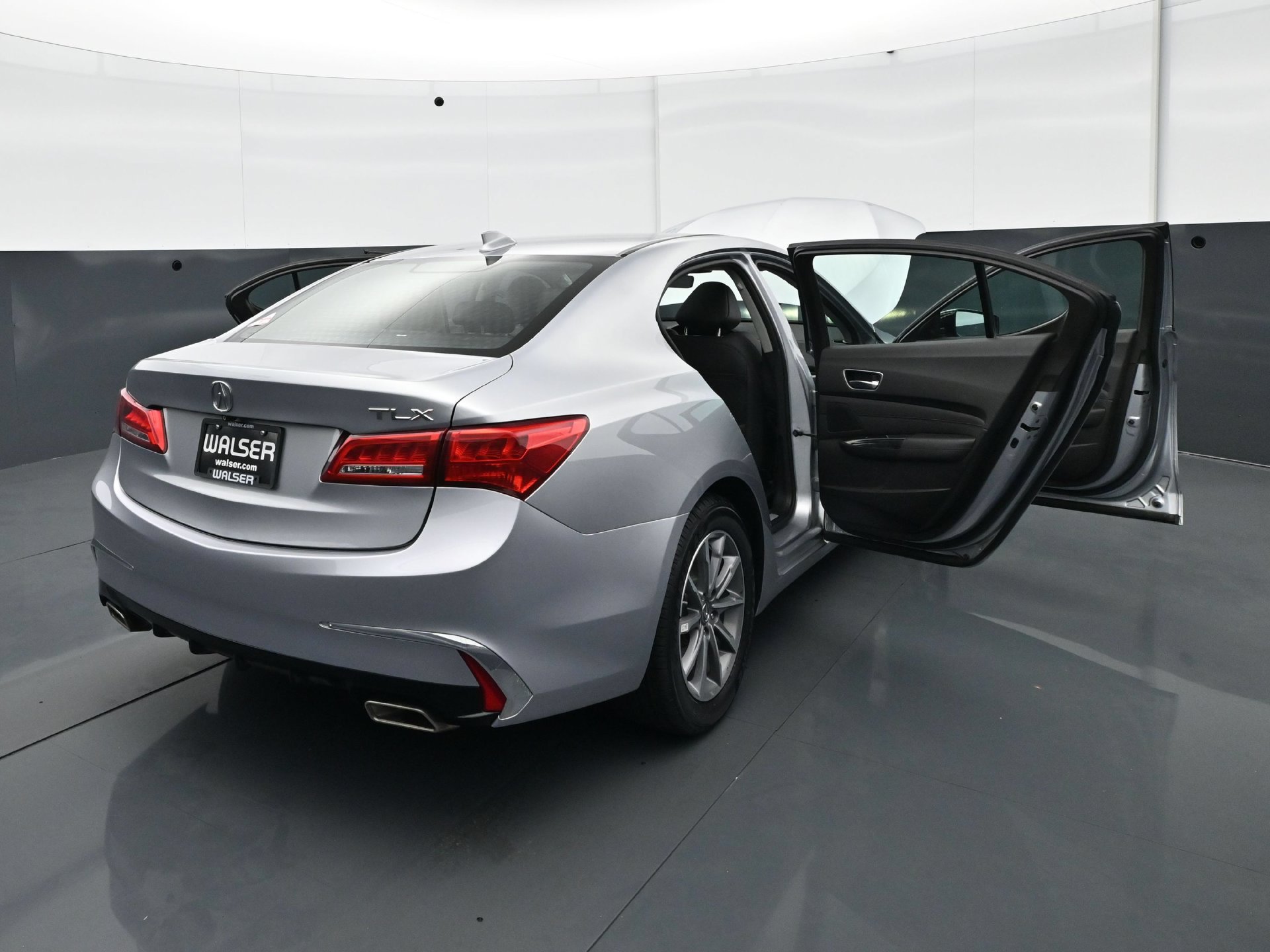 Used 2019 Acura TLX w/ Technology Package FWD image 31