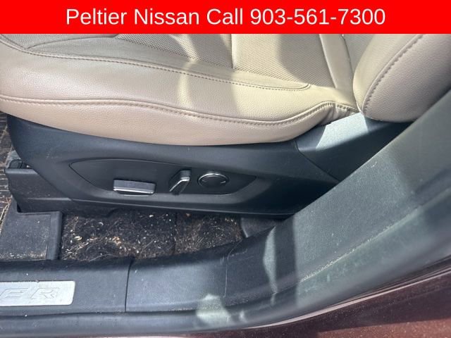 Used 2020 Ford Explorer Limited image 13