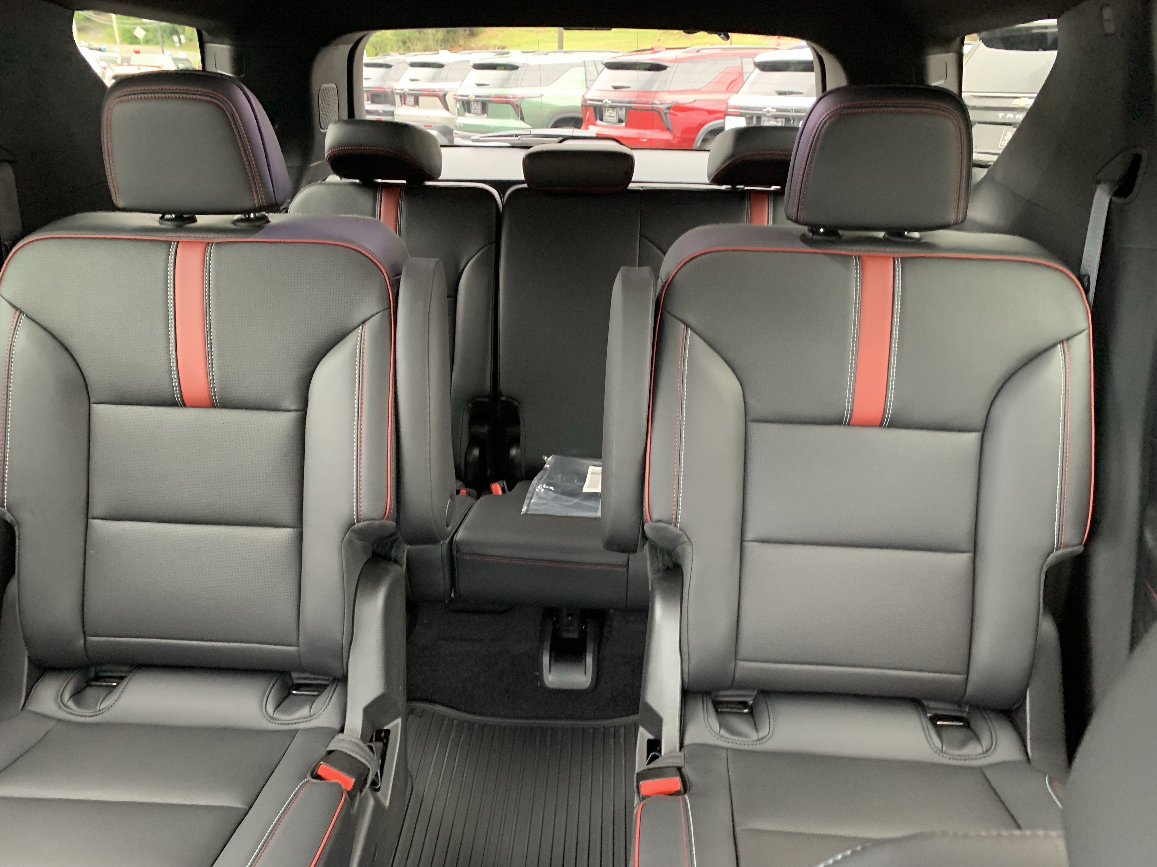 New 2027 Chevrolet Traverse RS AWD/4WD image 19