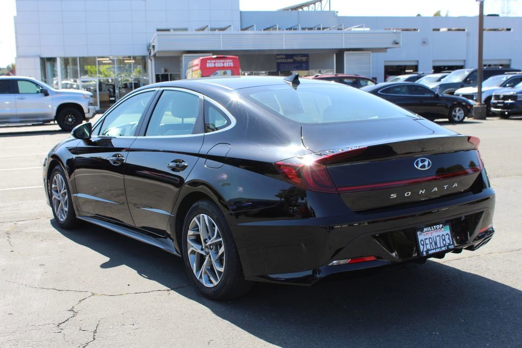 Used 2023 Hyundai Sonata SEL w/ Cargo Package image 9