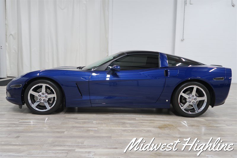 Used 2006 Chevrolet Corvette Coupe w/ Preferred Equipment Group RWD image 12
