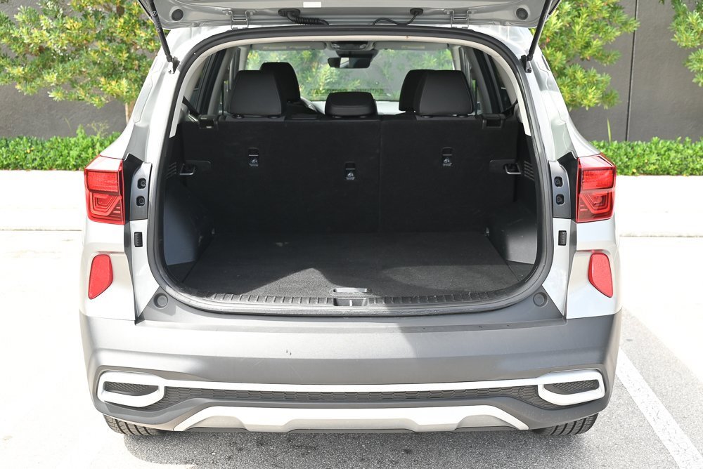 Used 2023 Kia Seltos S image 9