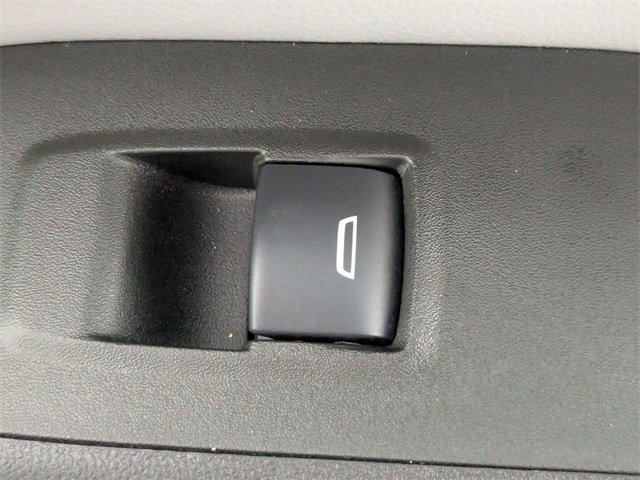 Certified 2024 Chevrolet Equinox LT image 34