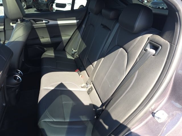 Used 2024 Alfa Romeo Stelvio Ti AWD/4WD image 35