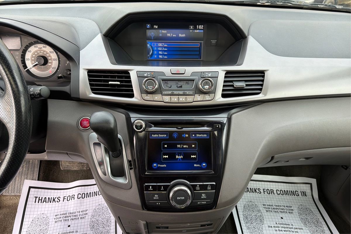 Used 2015 Honda Odyssey EX-L image 13