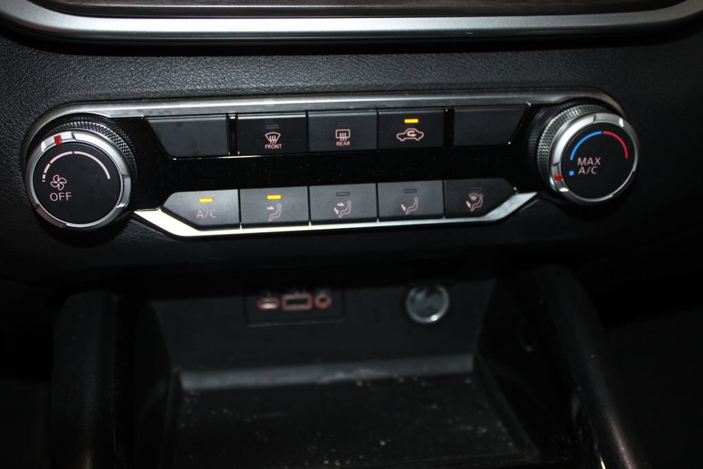 Used 2024 Nissan Altima 2.5 SV FWD image 31
