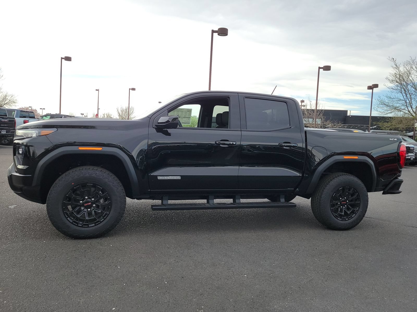 New 2026 GMC Canyon Elevation w/ Technology Package AWD/4WD image 6