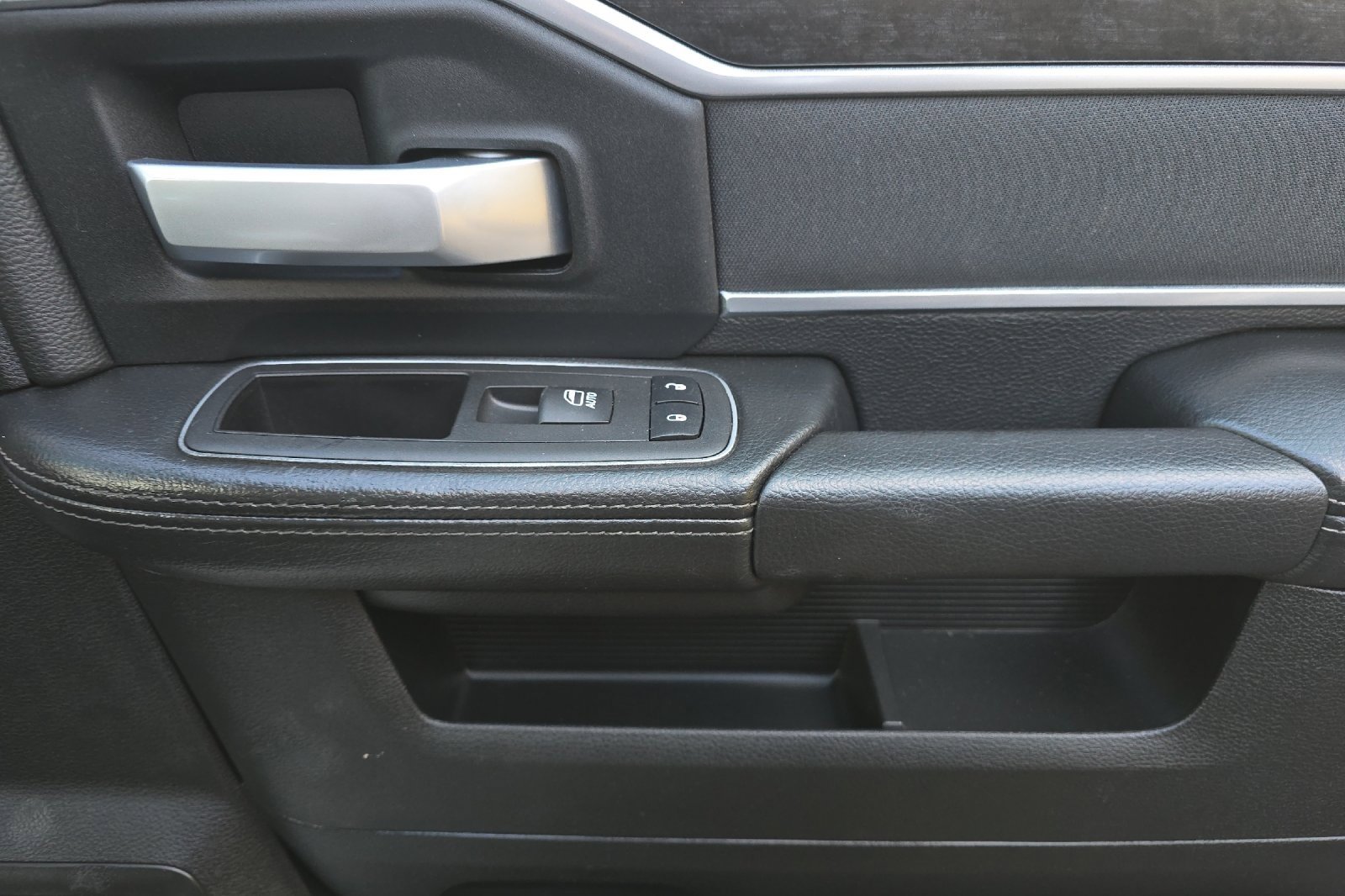 Used 2024 RAM 3500 SLT w/ Quick Order Package 2YG SLT image 22