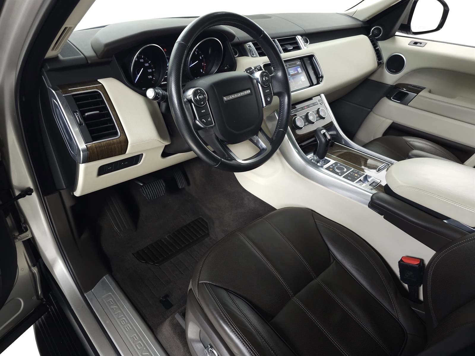 Used 2016 Land Rover Range Rover Sport HSE image 14