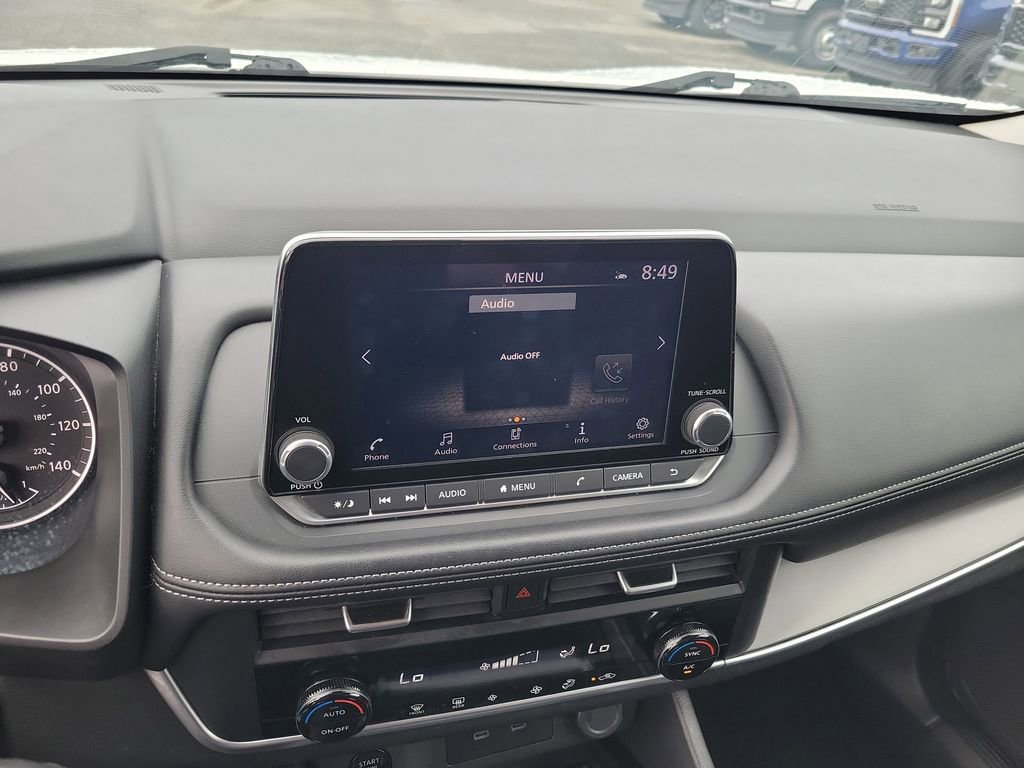 Used 2024 Nissan Rogue SV AWD/4WD image 21