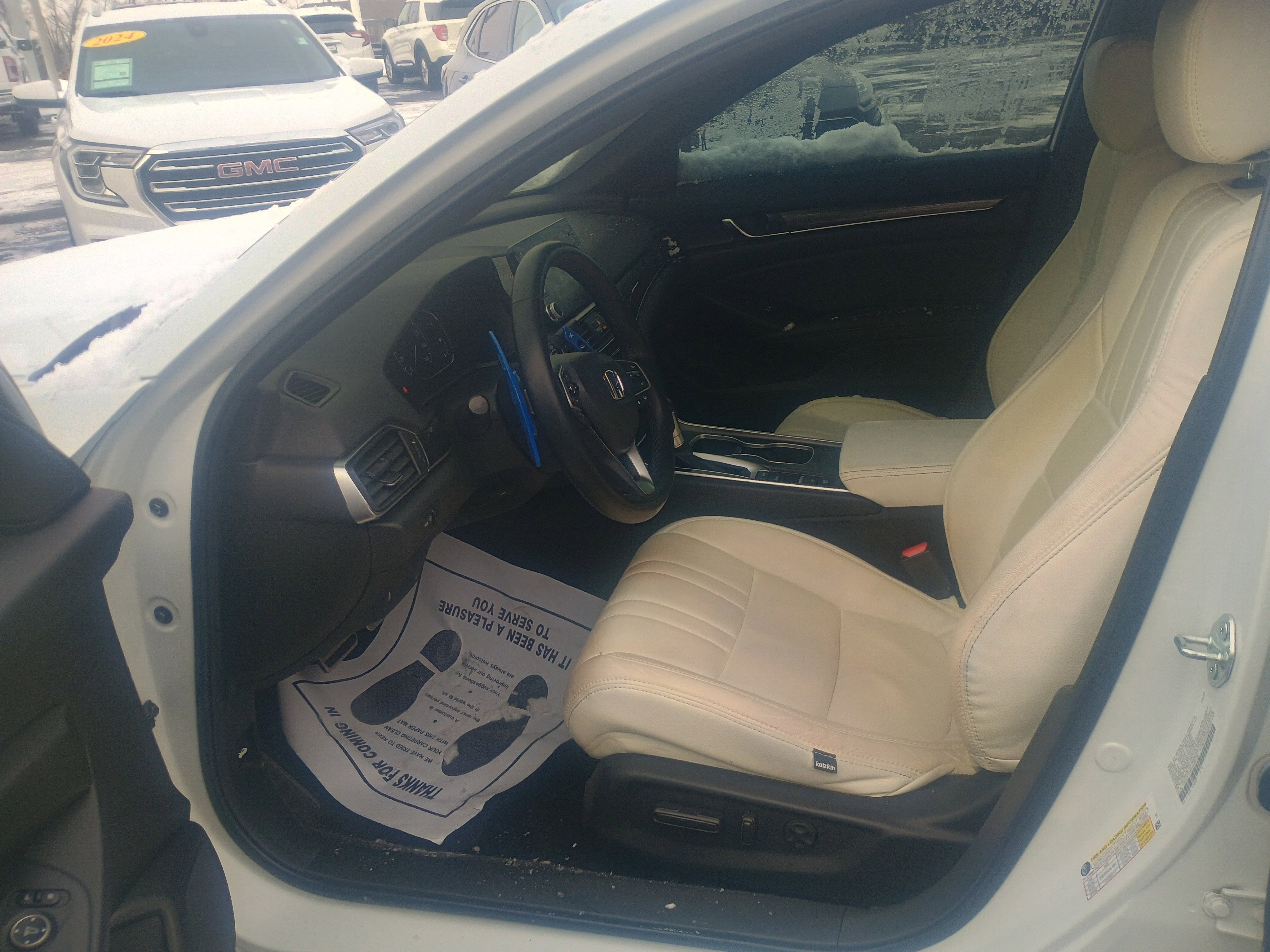 Used 2022 Honda Accord Sport image 16