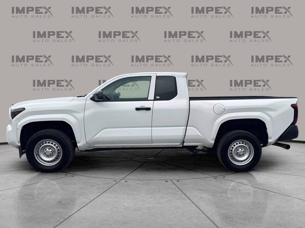Used 2024 Toyota Tacoma SR RWD image 2