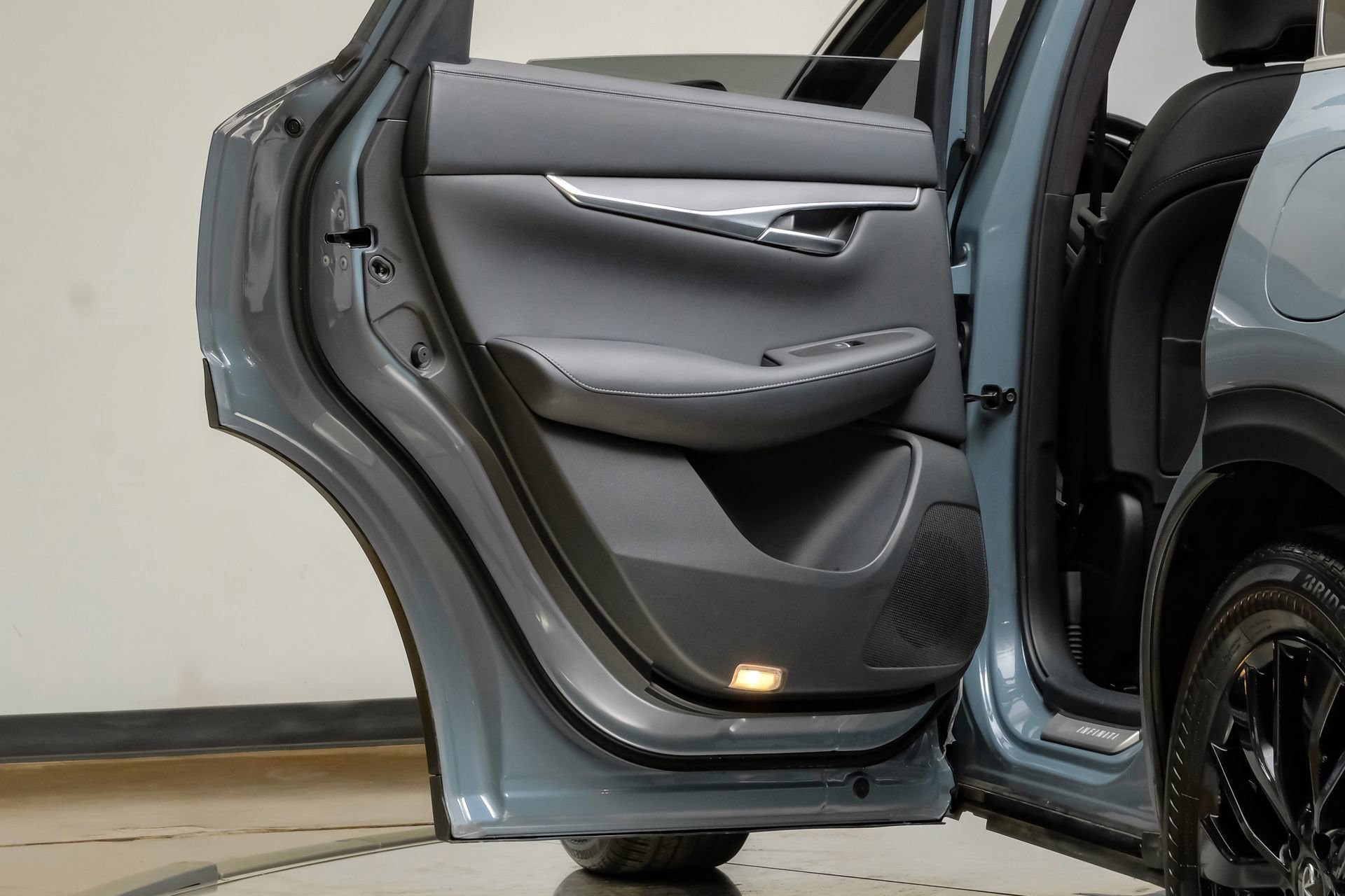 Used 2024 INFINITI QX50 Luxe image 46