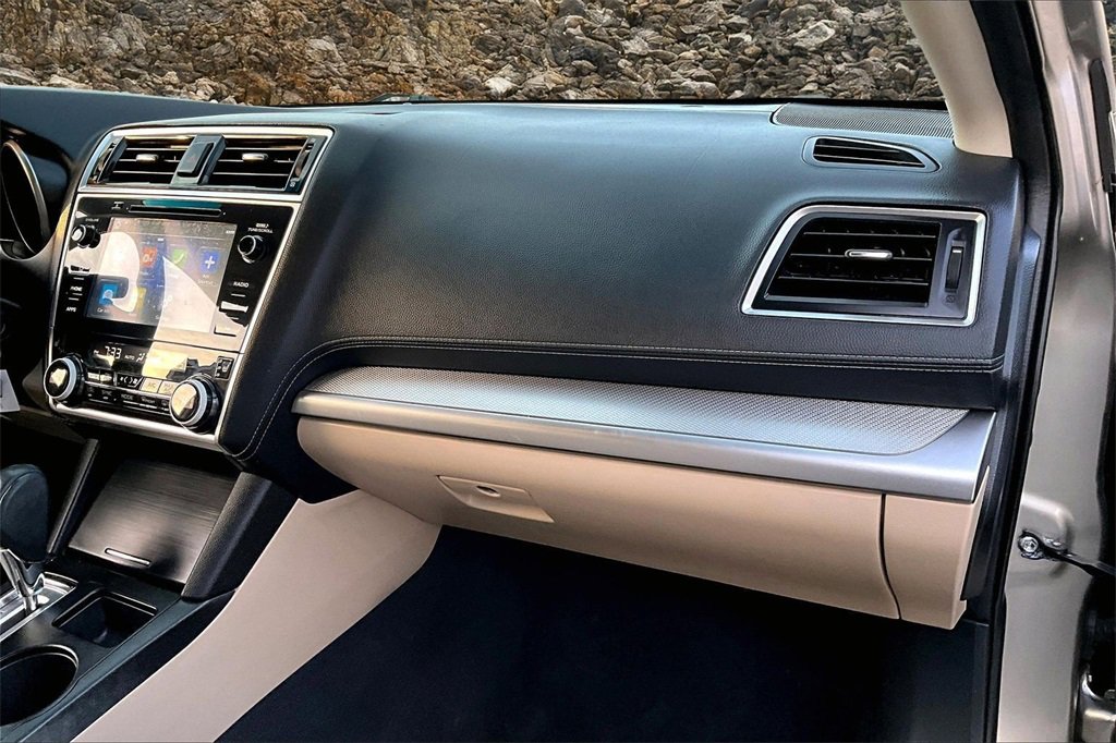 Used 2018 Subaru Outback 2.5i Premium image 13