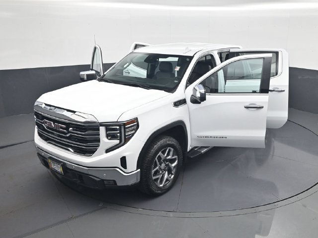 Certified 2023 GMC Sierra 1500 SLT w/ SLT Premium Plus Package AWD/4WD image 30