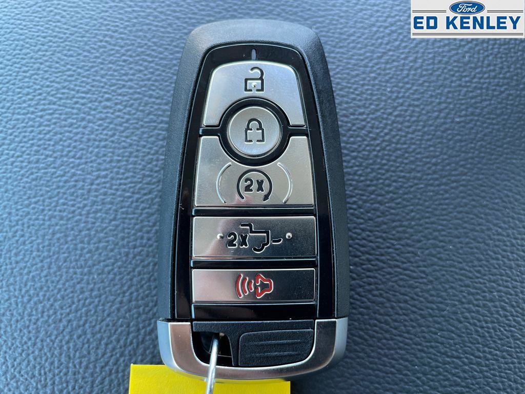 New 2026 Ford F350 Lariat image 13