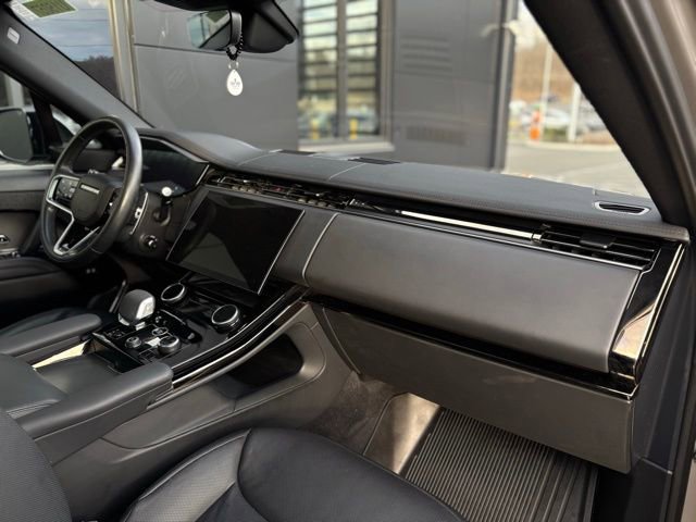 Used 2023 Land Rover Range Rover Sport SE image 50