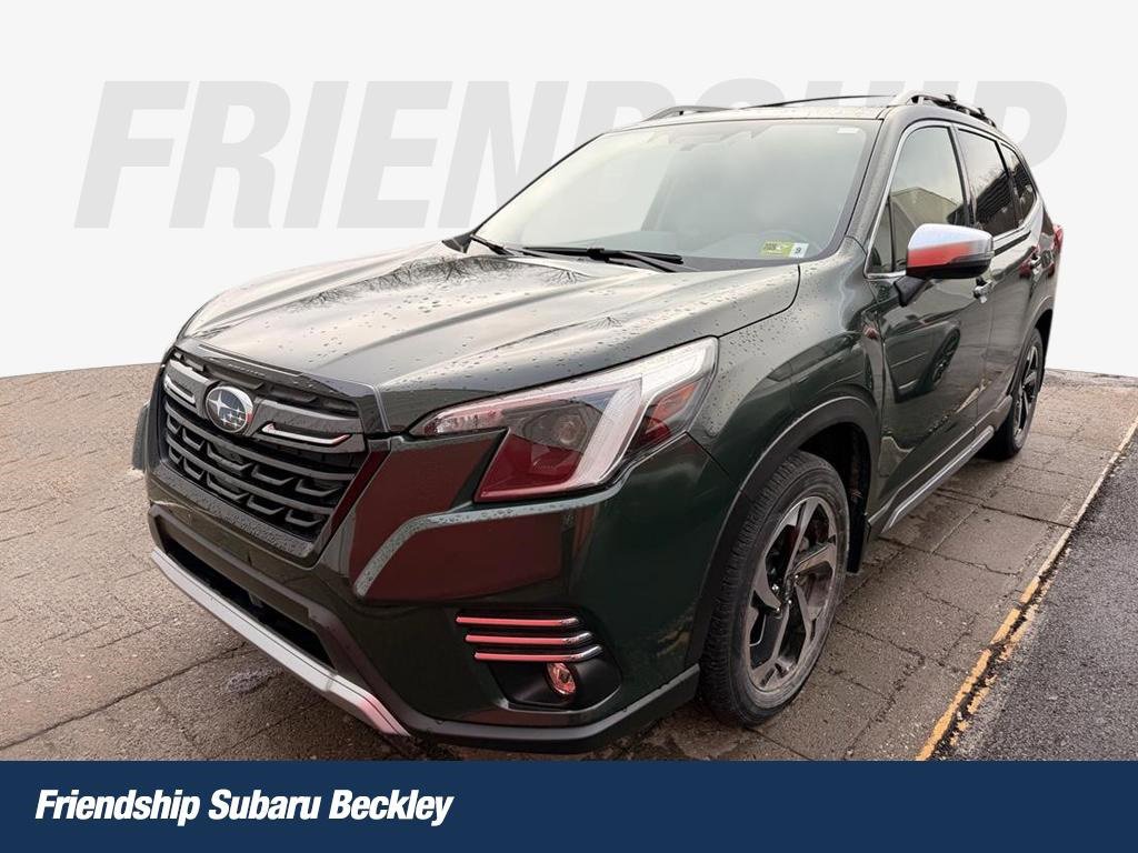 Used 2023 Subaru Forester Touring image 1