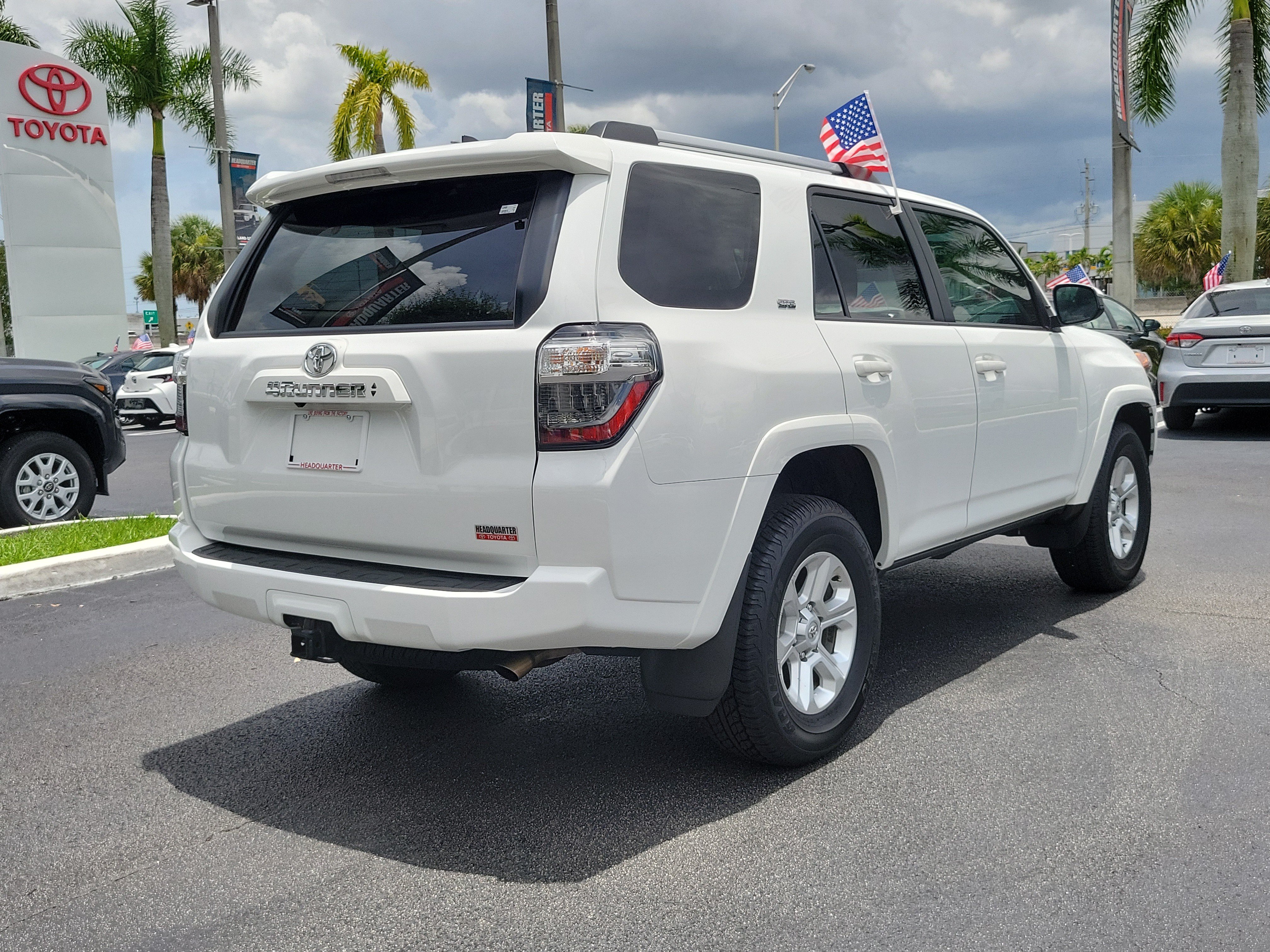 Used 2024 Toyota 4Runner SR5 RWD image 11
