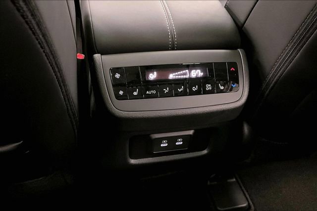 New 2026 Nissan Pathfinder SL image 24