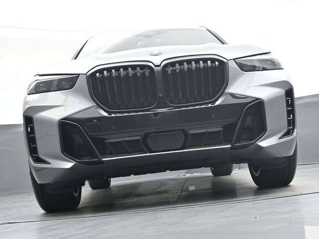 New 2026 BMW X5 xDrive50e w/ M Sport Package AWD/4WD image 39