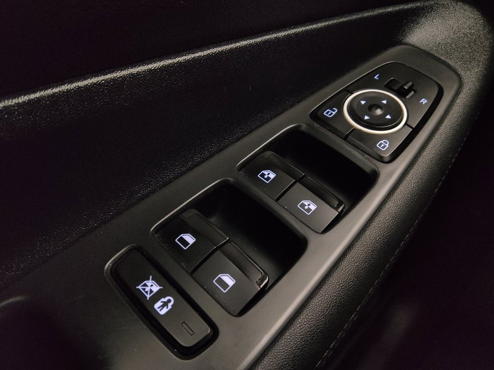 Used 2019 Hyundai Santa Fe SEL FWD image 27