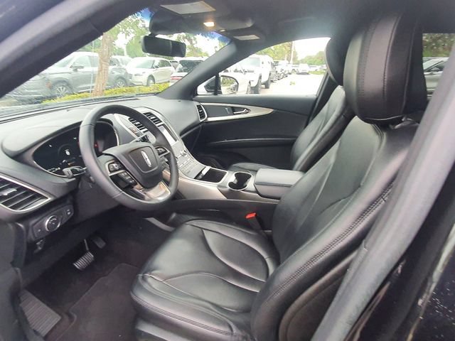 Used 2020 Lincoln Nautilus FWD image 16