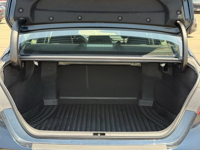 Used 2019 Toyota Camry SE FWD image 30