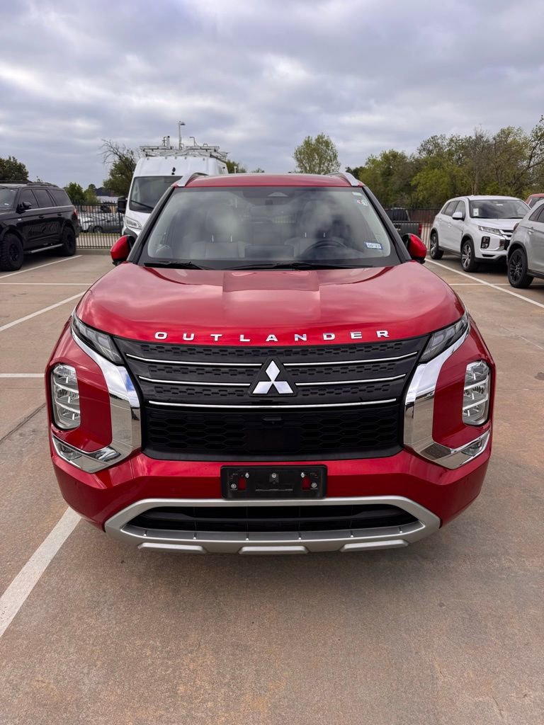 Used 2024 Mitsubishi Outlander SEL