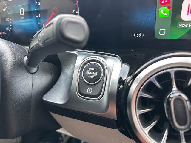 Used 2023 Mercedes-Benz GLB 250 4MATIC image 12