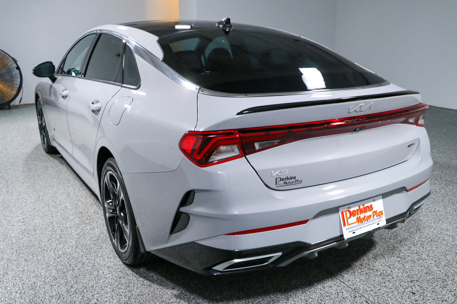 Used 2023 Kia K5 GT-Line FWD image 9