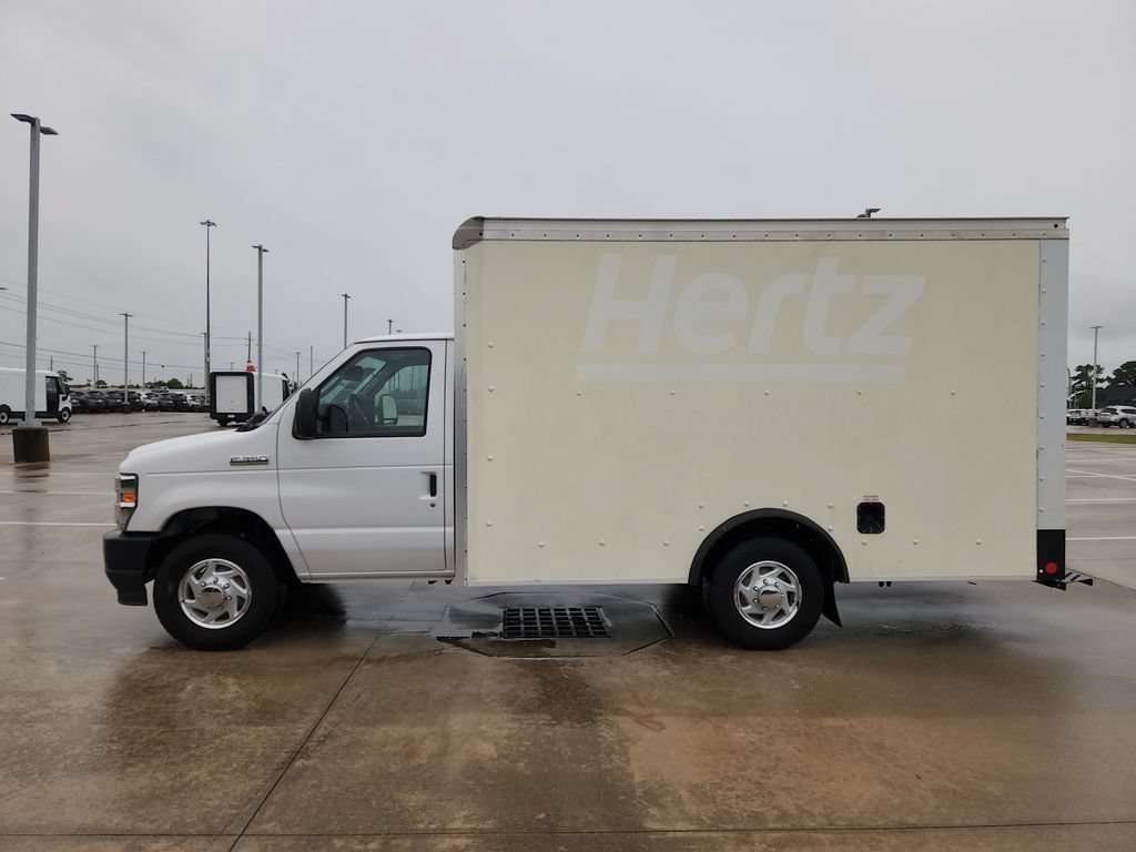 Used 2023 Ford E-350 and Econoline 350 Super Duty w/ Driver's Safety Package RWD image 8