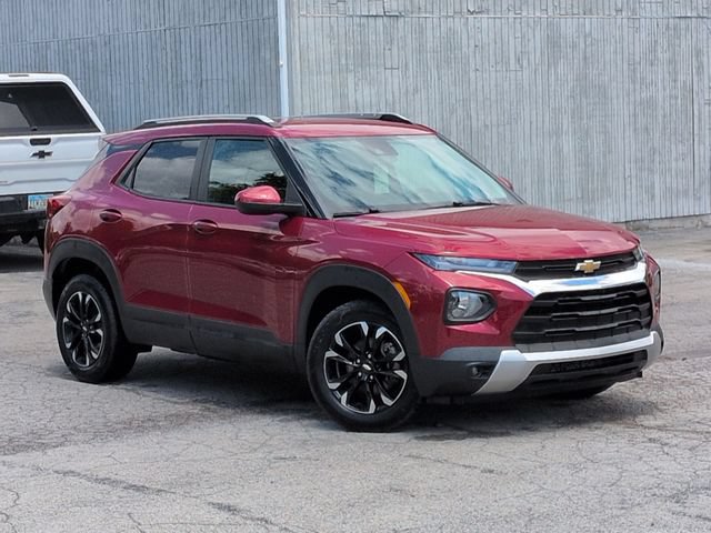 Used 2021 Chevrolet TrailBlazer LT w/ Convenience Package FWD image 11