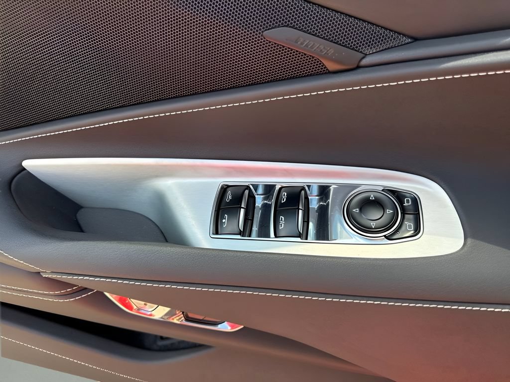 Used 2023 Chevrolet Corvette Stingray Convertible w/ Z51 Performance Package RWD image 12