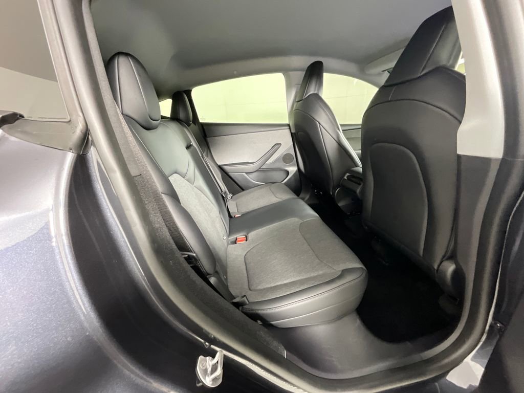 Used 2026 Tesla Model Y Long Range RWD image 22