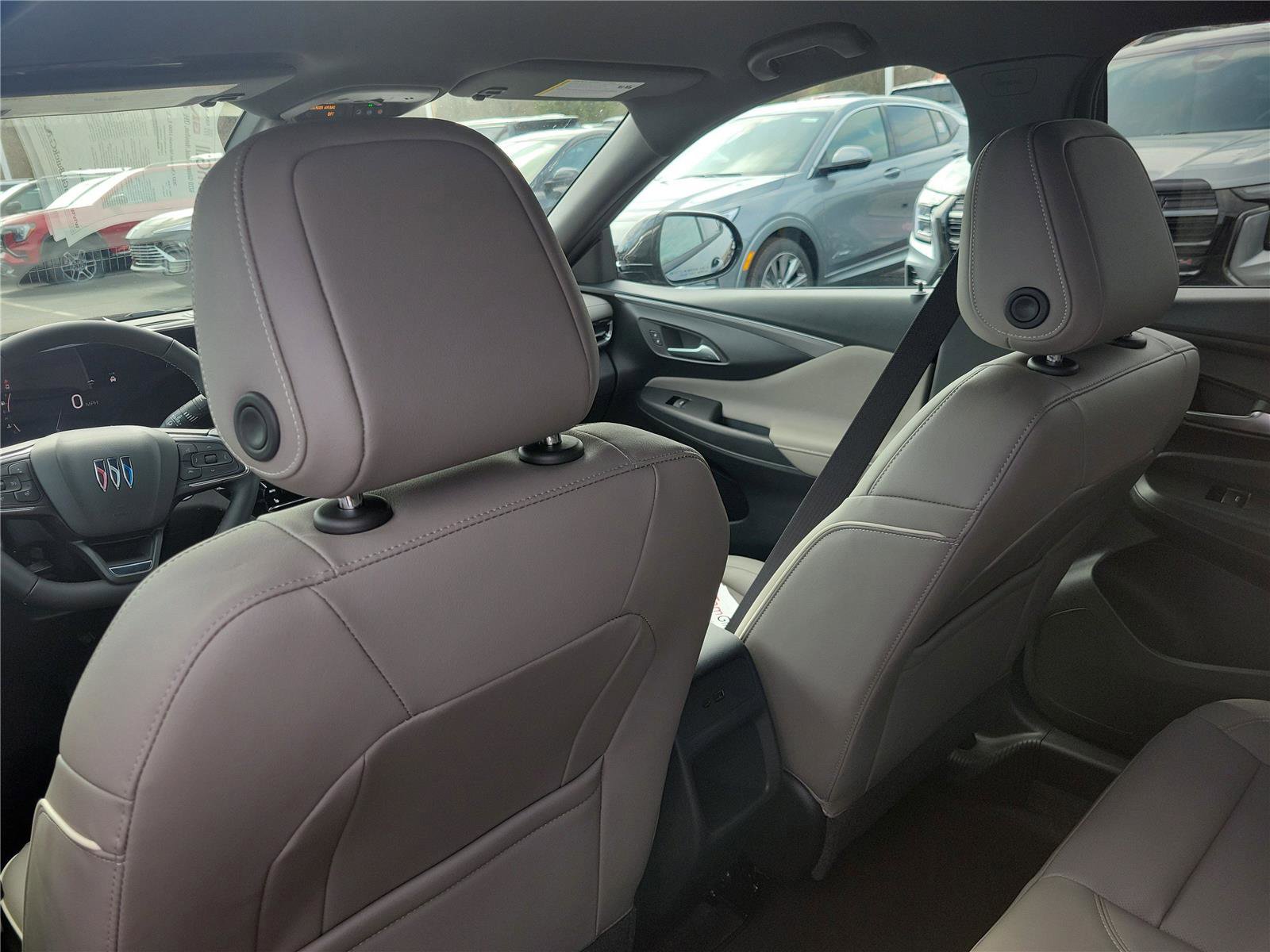 New 2026 Buick Envista Avenir image 11