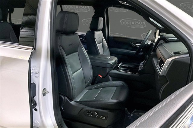 Certified 2025 GMC Yukon Denali image 15