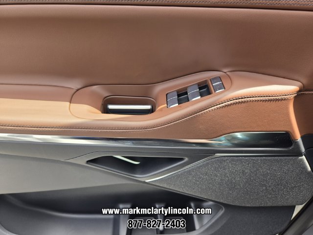 New 2026 Lincoln Navigator Reserve AWD/4WD image 22