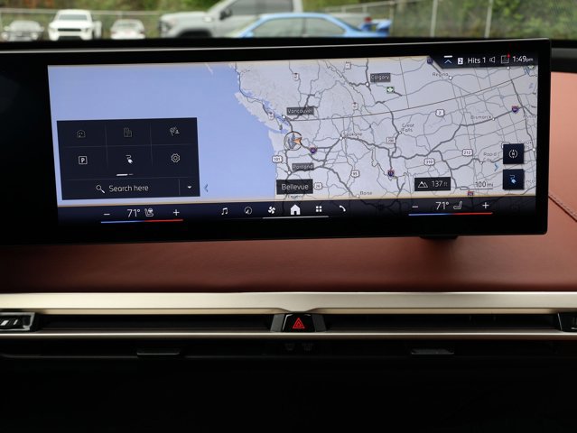 Used 2024 BMW iX xDrive50 w/ Premium Package image 17