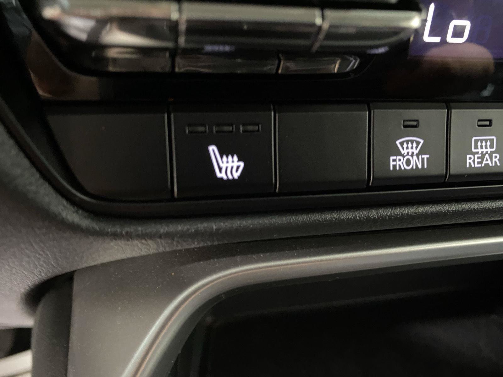 Certified 2024 MAZDA CX-90 Plug-In Hybrid w/ Preferred AWD/4WD image 30
