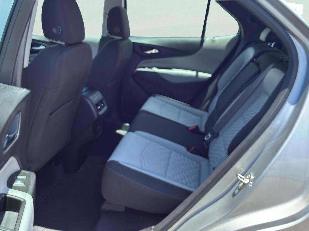 Used 2018 Chevrolet Equinox LS FWD image 25