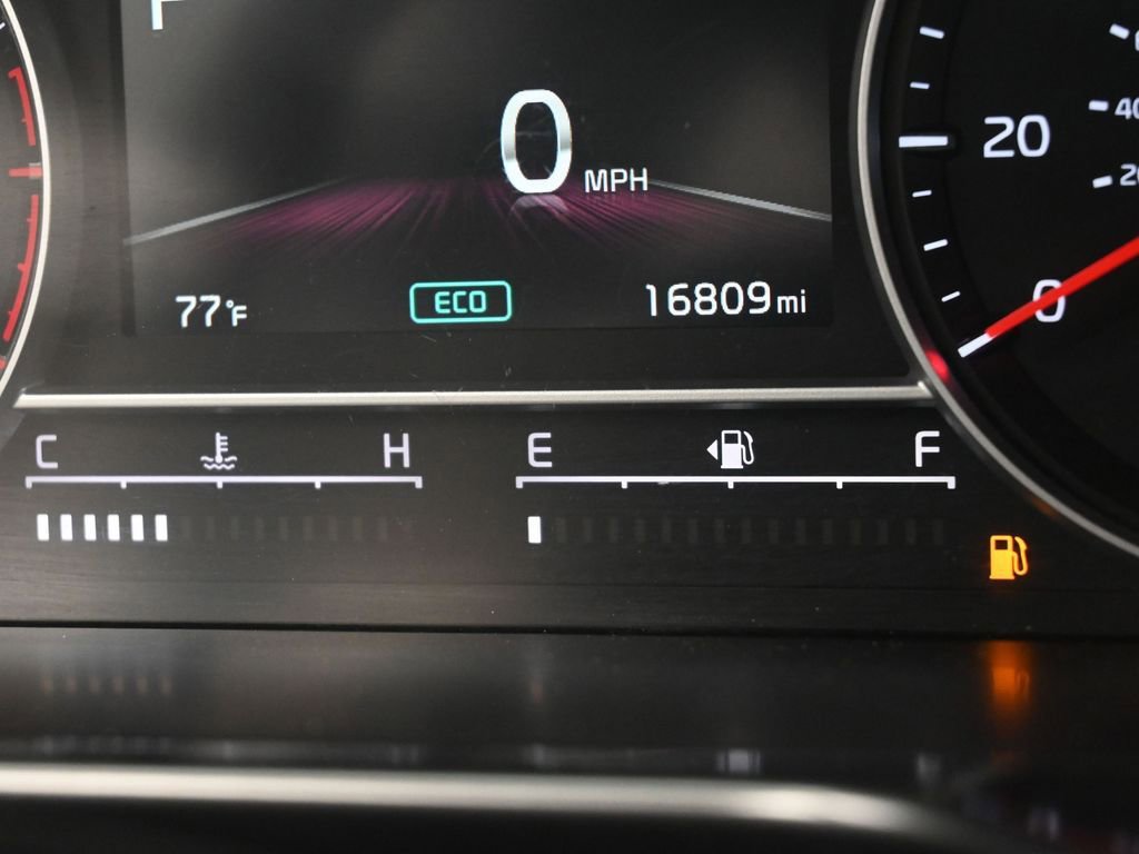 Used 2023 Kia Sorento LX image 27