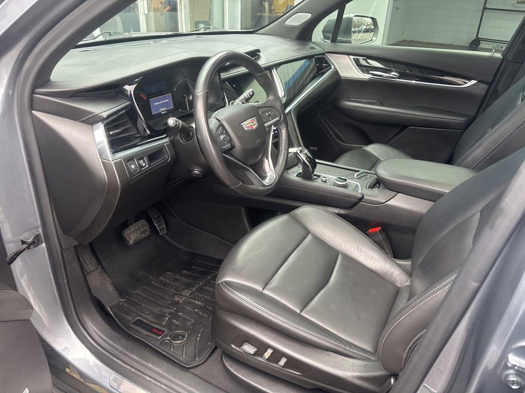 Used 2020 Cadillac XT6 Premium Luxury image 14
